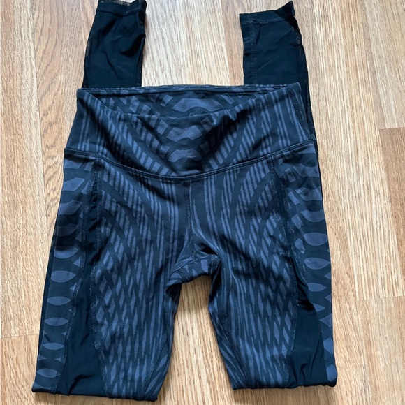 NWOT Alo leggings - Picture 2 of 3